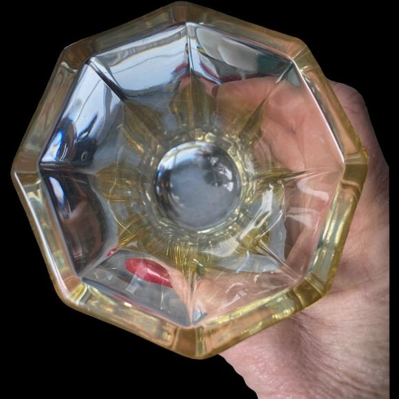 Excellent condition! Rare Vintage MCM Complete Veratex Clear Lucite Bathroom Set - Picture 9 of 15